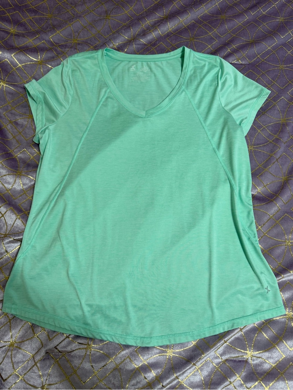 💥 WOMENS Athletic V-Neck Tee - Mint Green